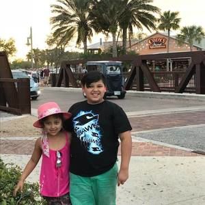 Meet your Posher, Andres